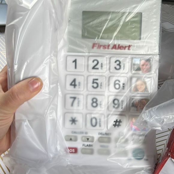 First Alert SFA 3275 Button Corded Telephone Emergency‎ Key - Picture 10 of 11